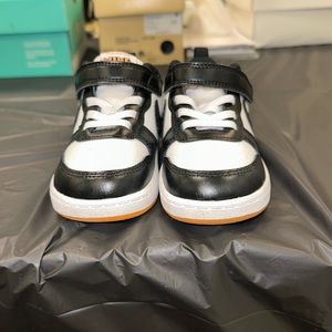 Lightly worn Nike Toddler Sneakers